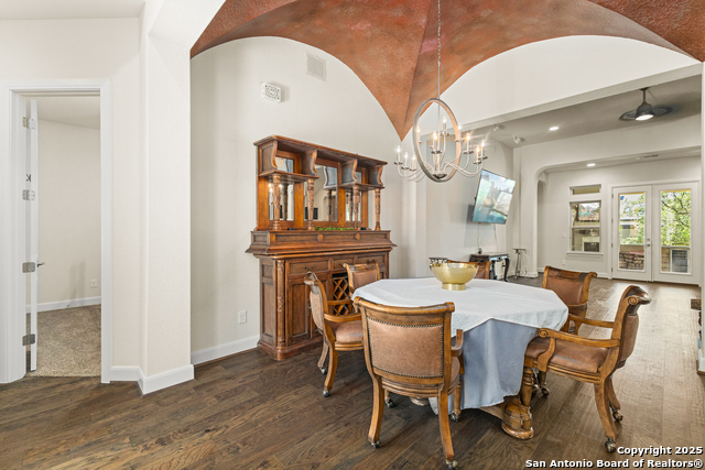 Image 6 of 32 For 12 Denbury  