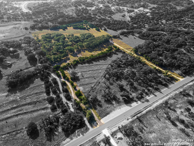 Image 17 of 24 For 1131 Adyson Ridge