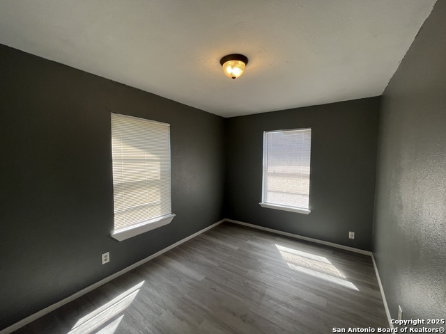 Image 14 of 20 For 2513 Quintana Rd.  6