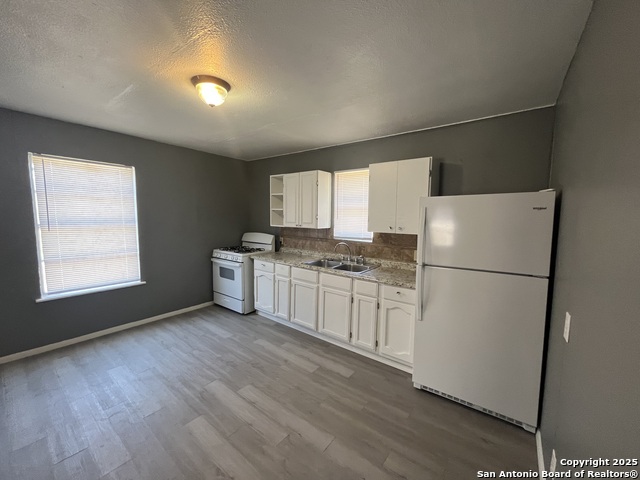 Image 7 of 20 For 2513 Quintana Rd.  6