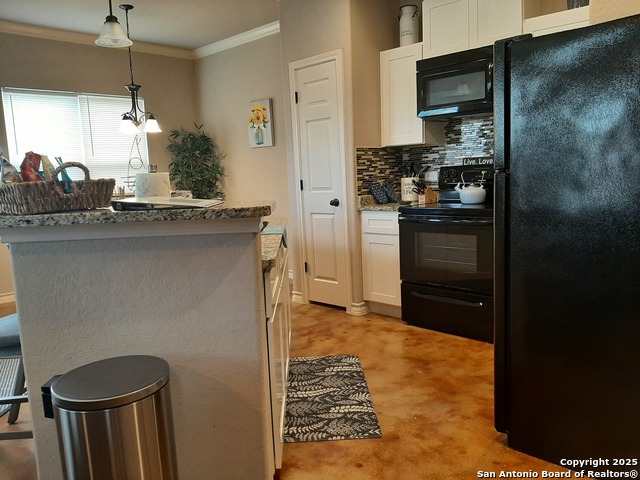 Image 4 of 13 For 1773-1775 Tristan Trail