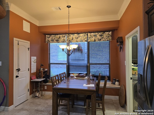 Listing photo id 8 for 13707 Palatine