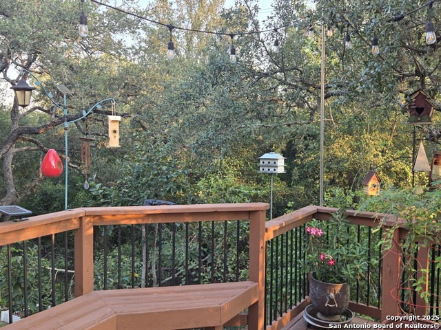 Listing photo id 22 for 13707 Palatine