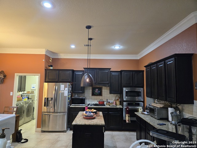 Listing photo id 6 for 13707 Palatine