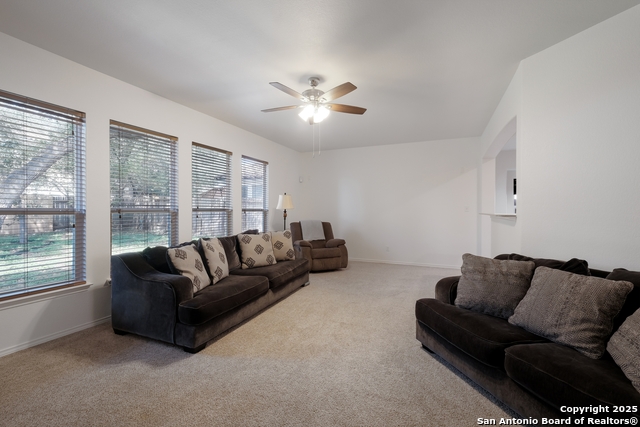 Image 5 of 24 For 25511 Echo Springs