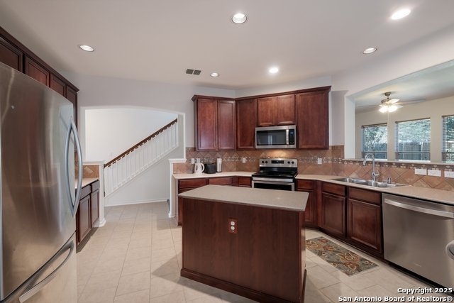 Image 9 of 24 For 25511 Echo Springs