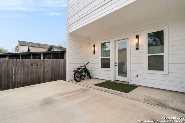 Image 31 of 31 For 719 Eleanor Ave Unit 102  102