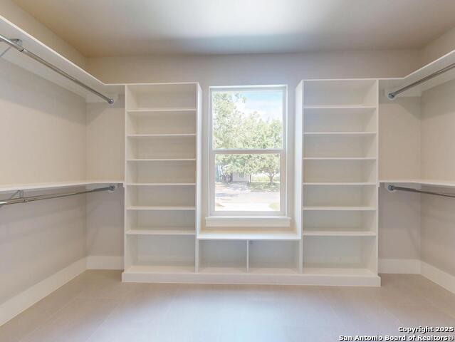 Image 19 of 37 For 130 Larchmont