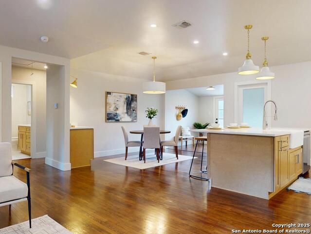 Image 6 of 37 For 130 Larchmont