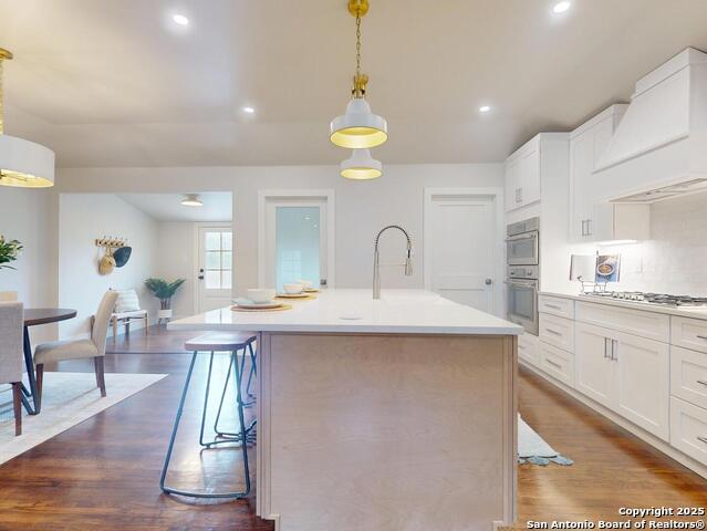 Image 7 of 37 For 130 Larchmont