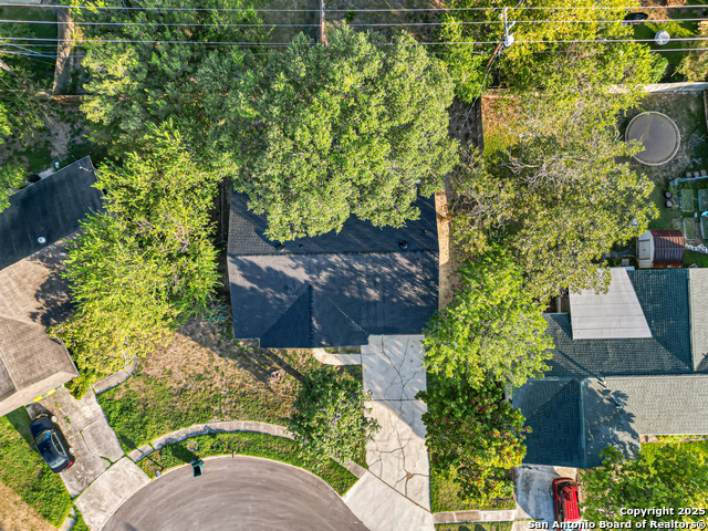 Image 19 of 19 For 7809 Hollow Oak