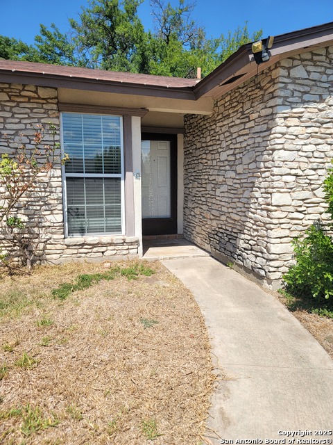 Image 2 of 38 For 5711 Prentiss