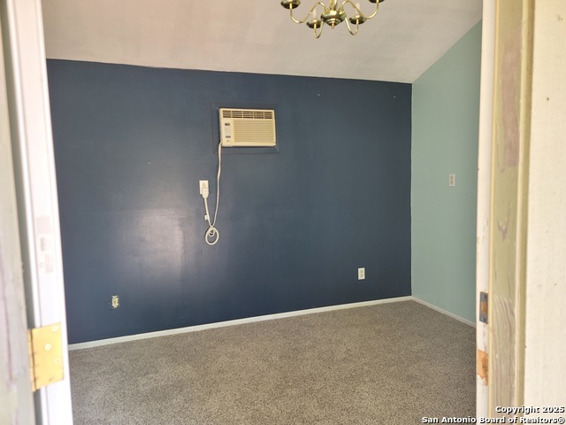 Image 34 of 38 For 5711 Prentiss