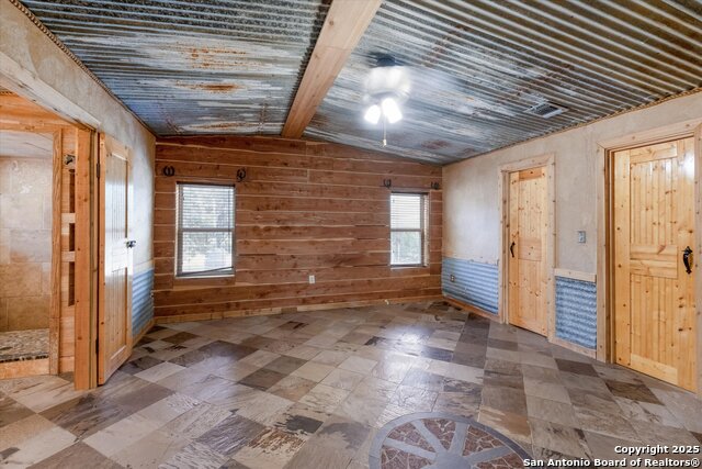 Image 16 of 30 For 550 Caliche  