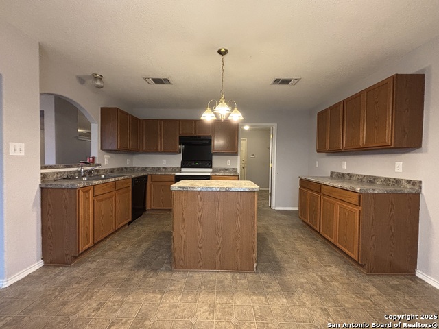 Image 3 of 15 For 1006 Avocet