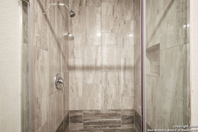 Image 21 of 30 For 9335 Nubuck