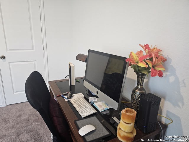 Image 15 of 40 For 4520 Azure  