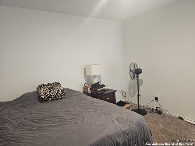 Image 18 of 40 For 4520 Azure  