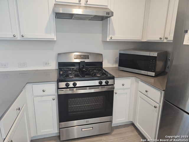 Image 5 of 40 For 4520 Azure  