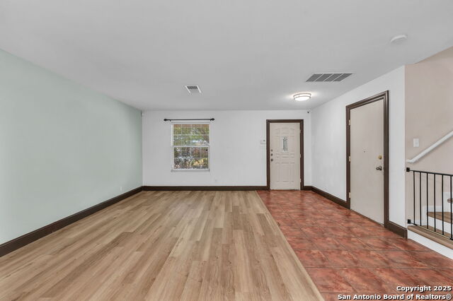 Image 10 of 38 For 12707 Gold Spaniard