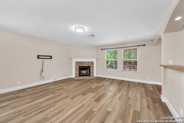 Image 13 of 38 For 12707 Gold Spaniard