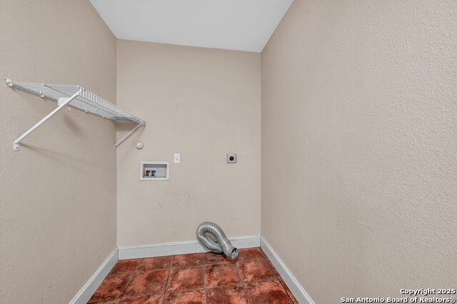 Image 19 of 38 For 12707 Gold Spaniard