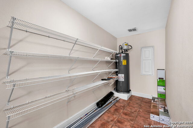 Image 20 of 38 For 12707 Gold Spaniard