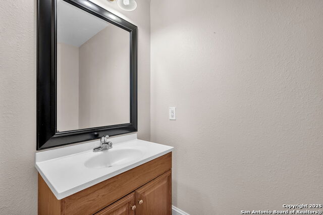 Image 22 of 38 For 12707 Gold Spaniard