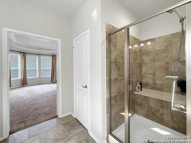 Listing photo id 13 for 13911 Persimmon Cv