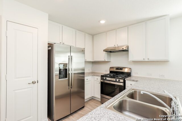 Image 7 of 15 For 4442 Emma Way