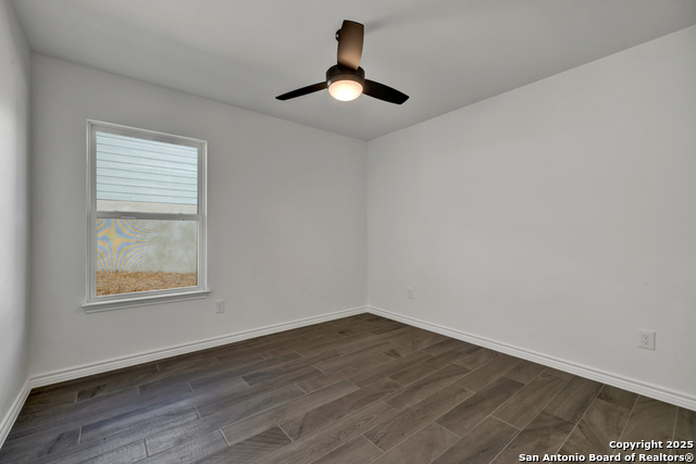 Image 11 of 24 For 2549 Grandview