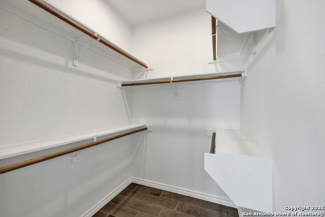 Image 13 of 24 For 2549 Grandview