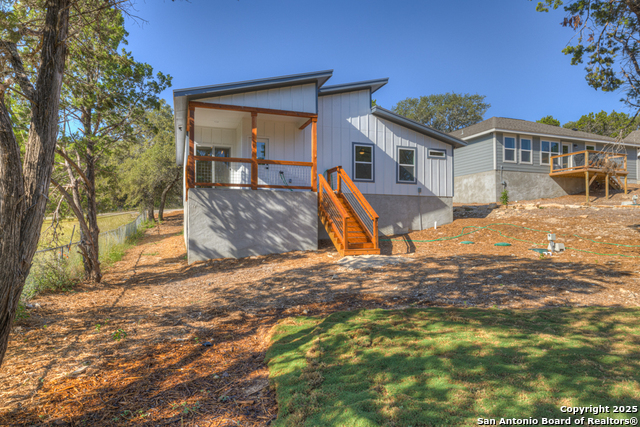 Image 18 of 24 For 2549 Grandview