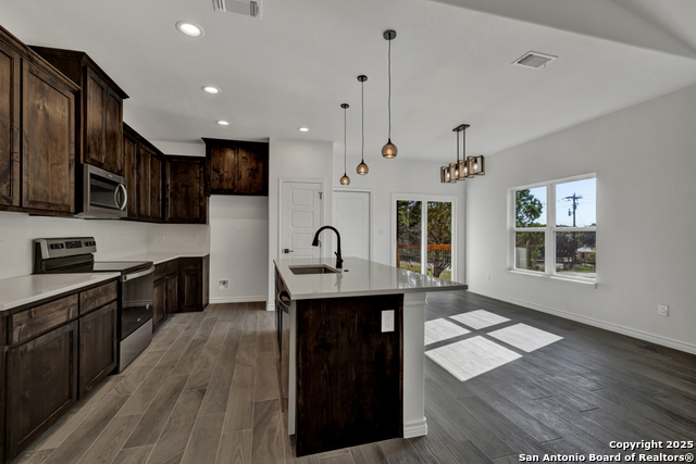 Image 5 of 24 For 2549 Grandview