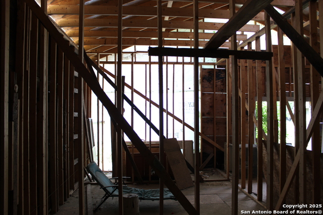 Image 18 of 34 For 365 San Gabriel Ave N