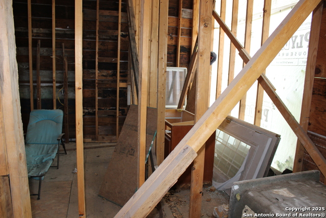 Image 30 of 34 For 365 San Gabriel Ave N