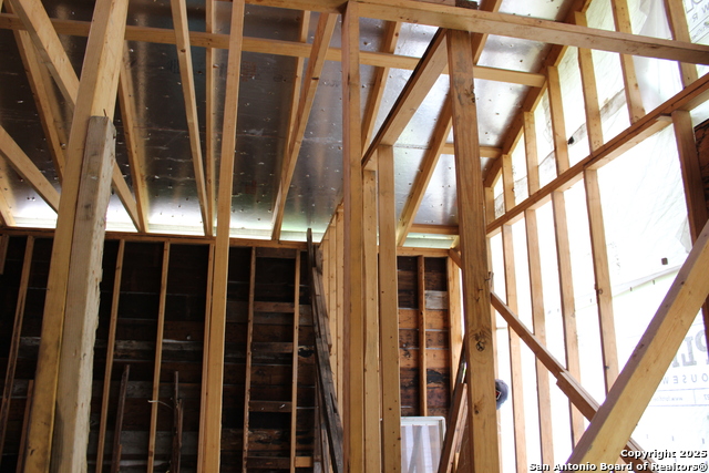 Image 31 of 34 For 365 San Gabriel Ave N