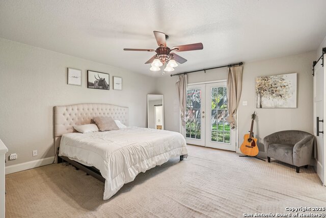 Listing photo id 29 for 340 Sollock  