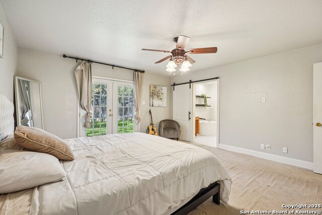 Listing photo id 31 for 340 Sollock  