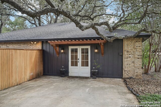 Listing photo id 43 for 340 Sollock  