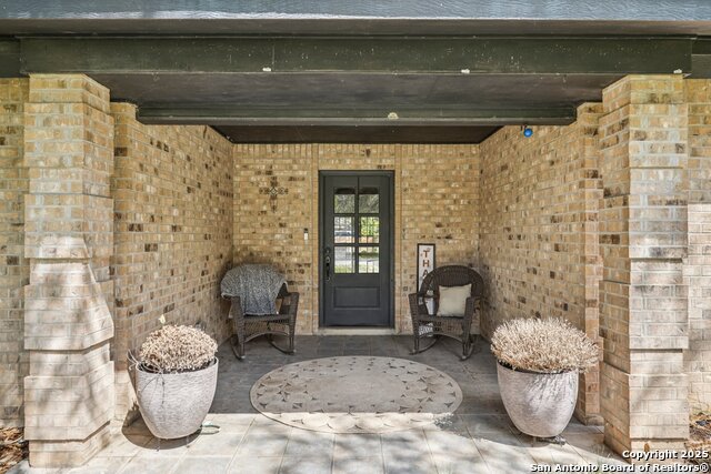 Listing photo id 4 for 340 Sollock  