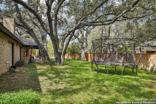 Listing photo id 59 for 340 Sollock  
