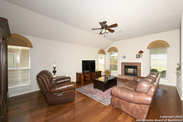 Image 14 of 42 For 13126 Winding Creek