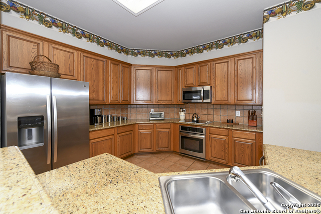 Image 16 of 42 For 13126 Winding Creek