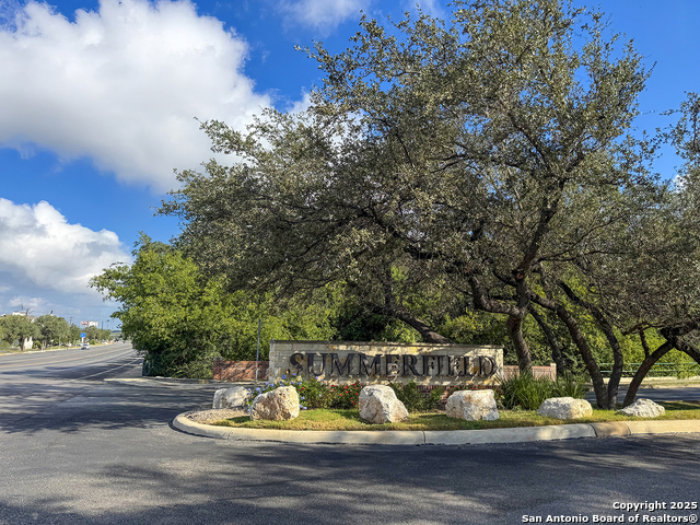 Image 5 of 42 For 13126 Winding Creek