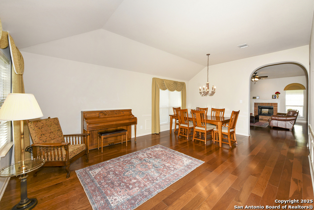 Image 9 of 42 For 13126 Winding Creek