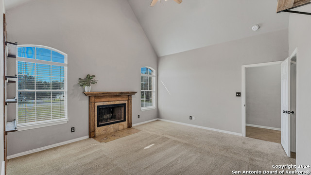 Listing photo id 22 for 323 Granite Rd