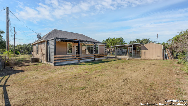 Listing photo id 31 for 323 Granite Rd
