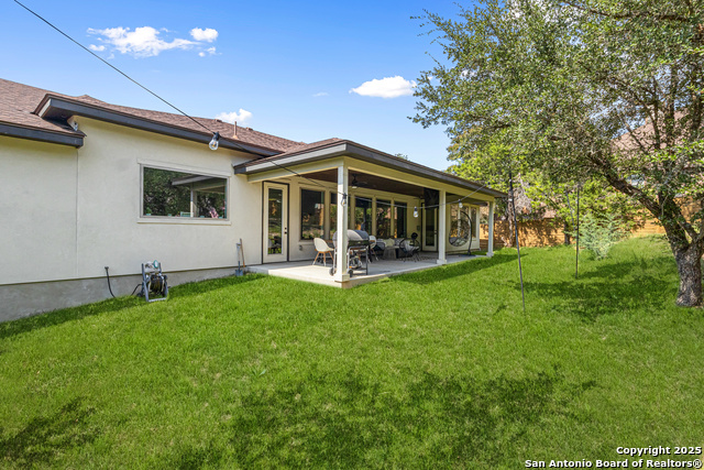 Listing photo id 34 for 211 Spacious Sky