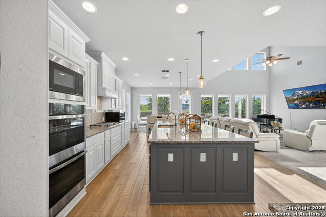 Image 4 of 40 For 5389 Hartley Square